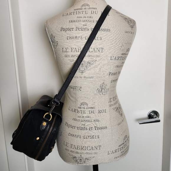 Black Leather Curduroy Travel Bag - Picture 16 of 16